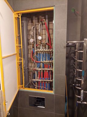 Люк под плитку нажимной Апельсин, 1 створка Люк под плитку нажимной Апельсин, 1 створка